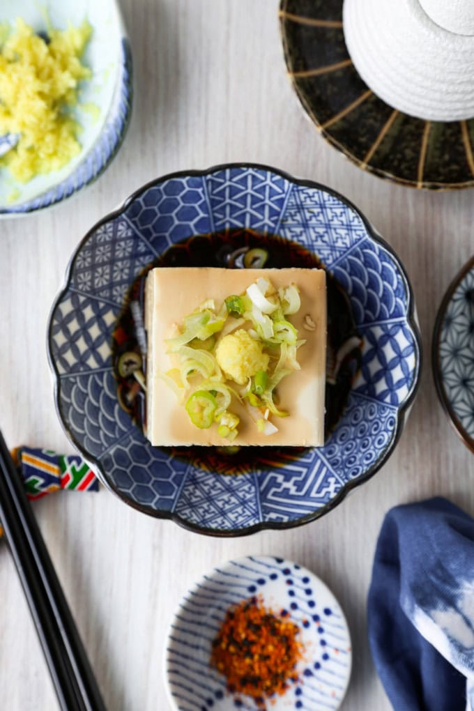 Hiyayakko tofu (tofu soyeux frais à la japonaise) - The Greenquest