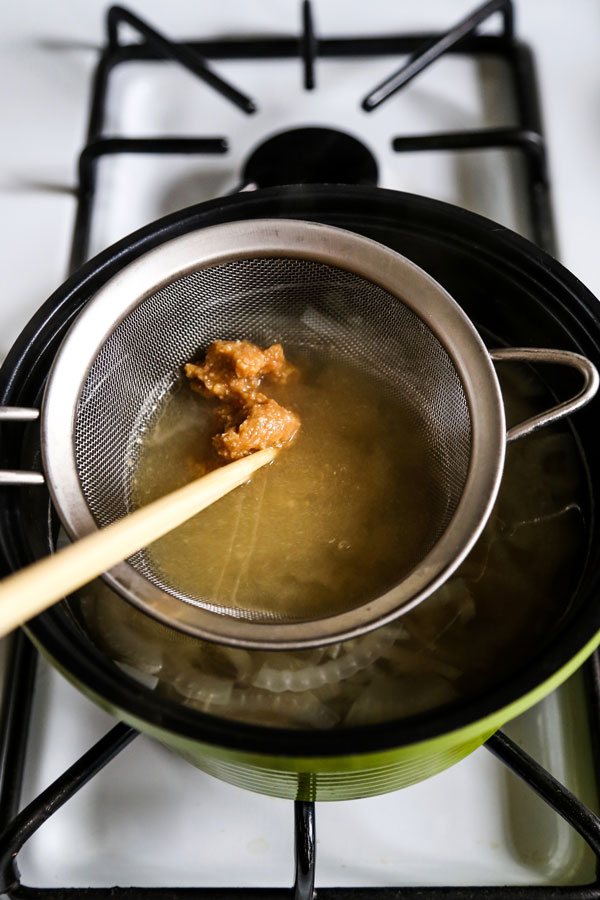 how to make miso soup at home