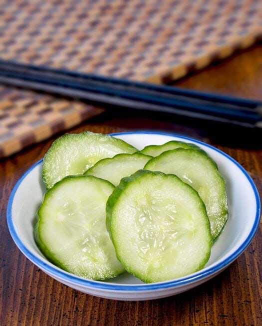 Quick Pickled Cucumber Slices