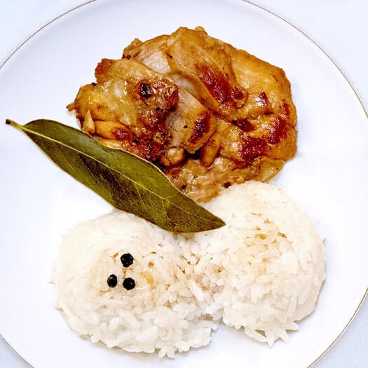 Chicken Adobo Recipe - One of my favorite dishes of all time, chicken adobo is a traditional Filipino dish that's salty, tangy and addictive! Serve it on a bed of rice to soak in all of that adobo goodness! Recipe, chicken, Filipino, dinner, healthy | pickledplum.com