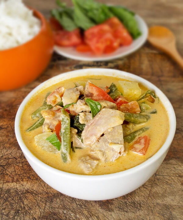 Thai duck green store curry