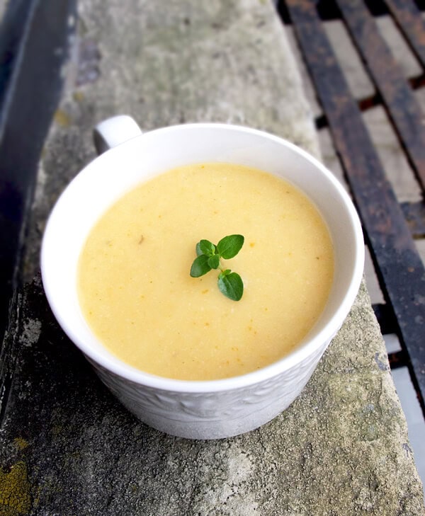 cauliflower thyme soup