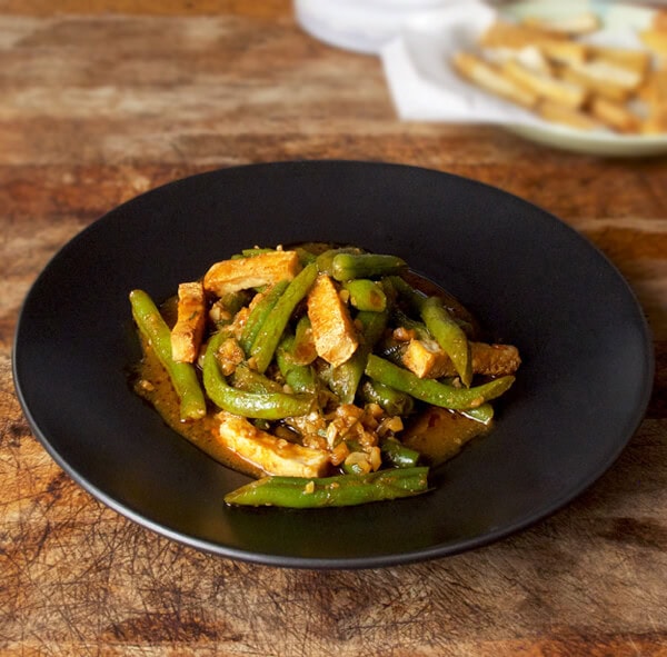 Red Tofu Curry And Green Beans