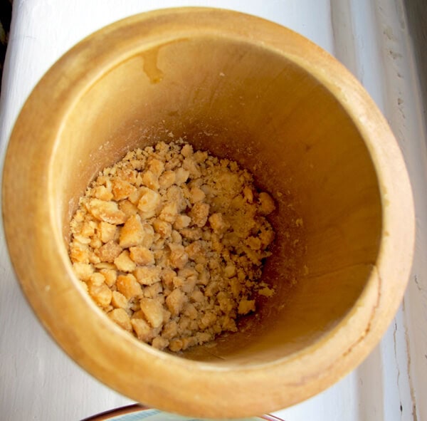 crushed peanuts