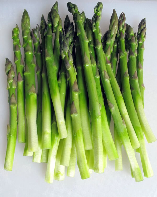 peeled asparagus