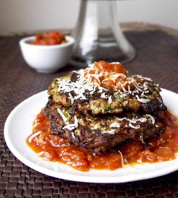 zucchini cakes with tomato sauce