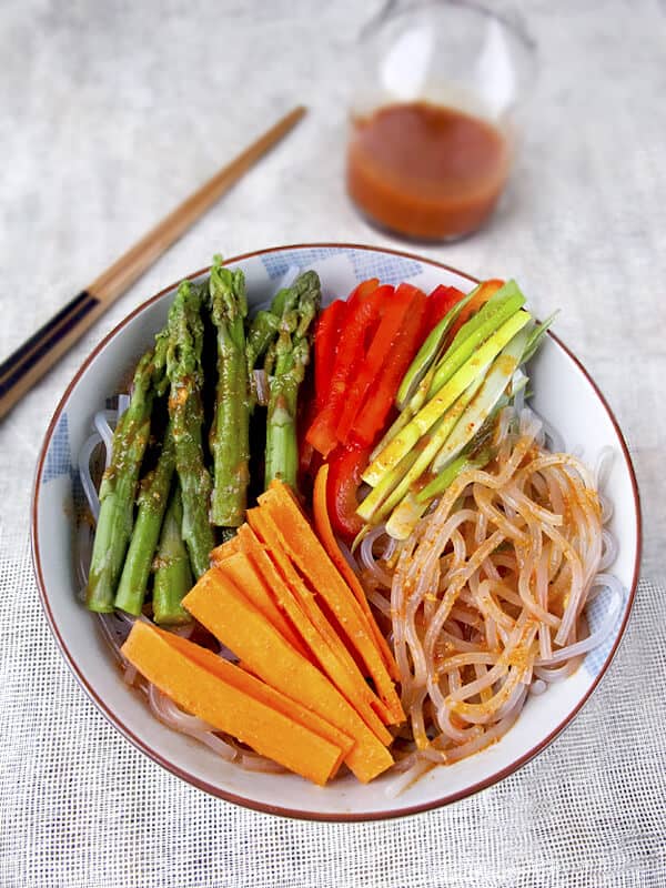 Spicy chilled Korean noodles with vegetables