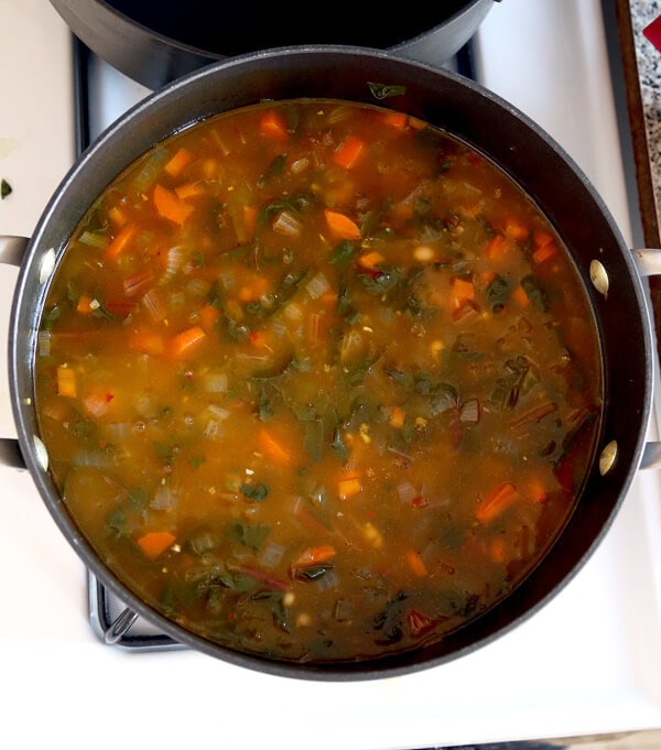 bean soup boiling