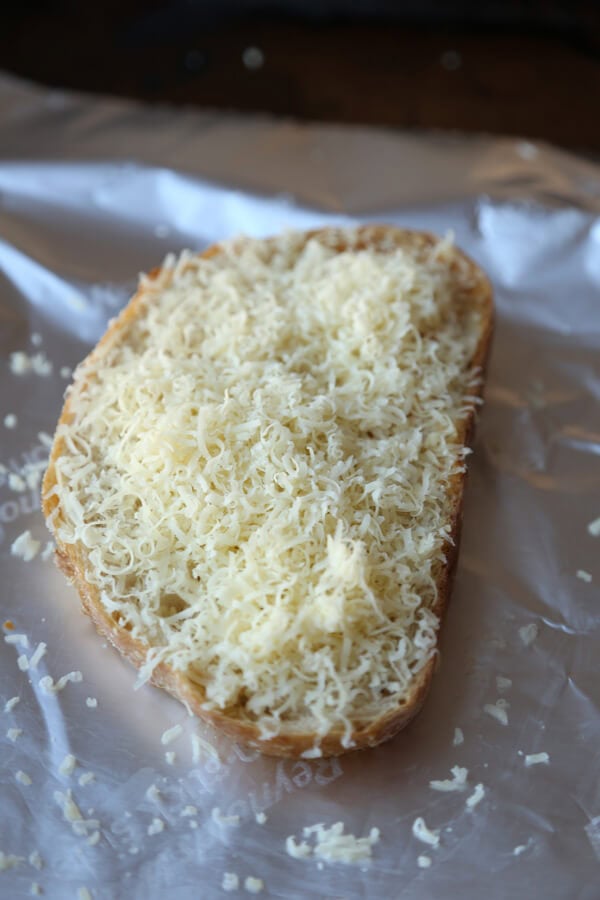 bread gruyere