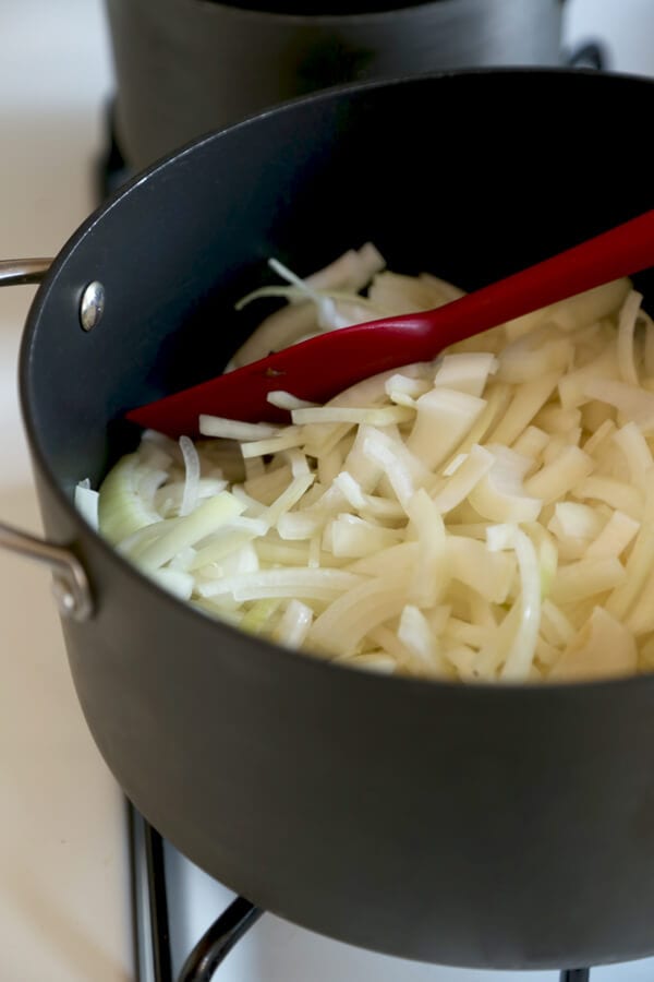 onions in pot