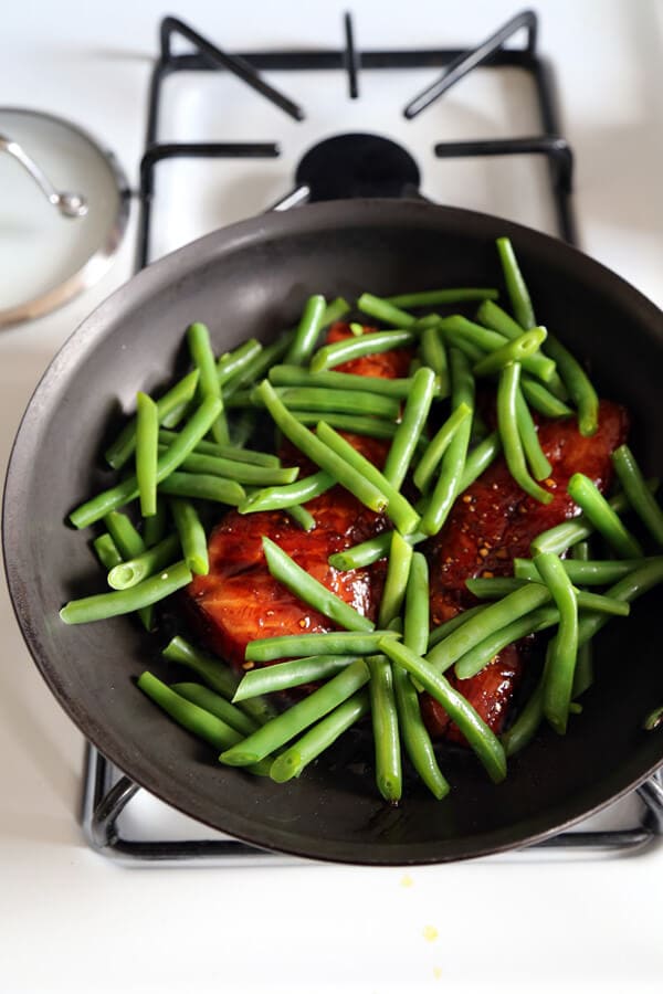 green-beans-pan