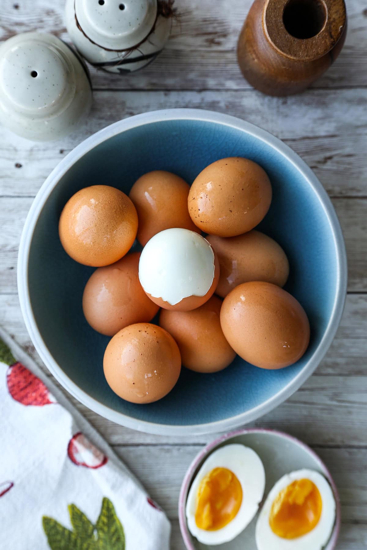 Bowl of boiled eggs