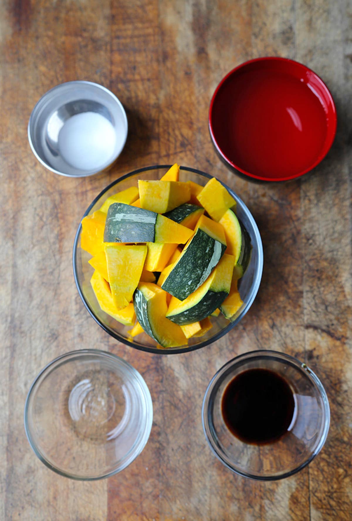 ingredients for simmered kabocha squash