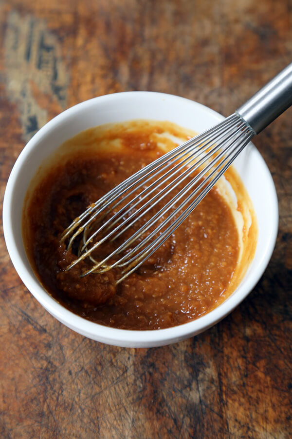 Easy miso tare recipe - #misoramen #homemaderamen | pickledplum.com