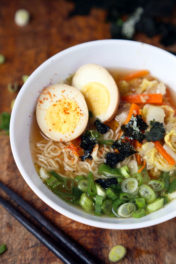 Homemade miso ramen recipe - Learn how to make miso ramen by watching our quick video! Homemade ramen bowl has never tasted so good! #ramenrecipe #homemaderamen #misoramen #japanesefood | pickledplum.com