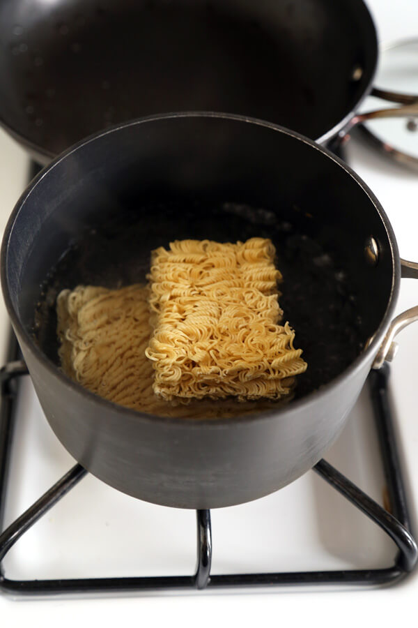 ramen-noodles