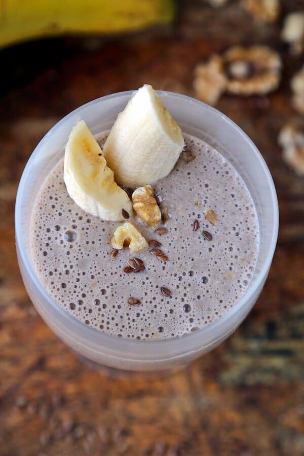 Flaxseed banana smoothie