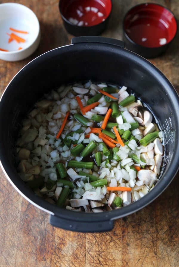 Rice Cooker Rice and Beans - I Heart Vegetables