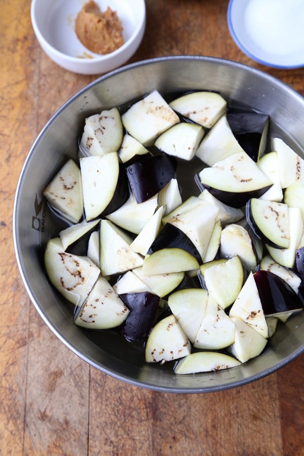 eggplant-in-water