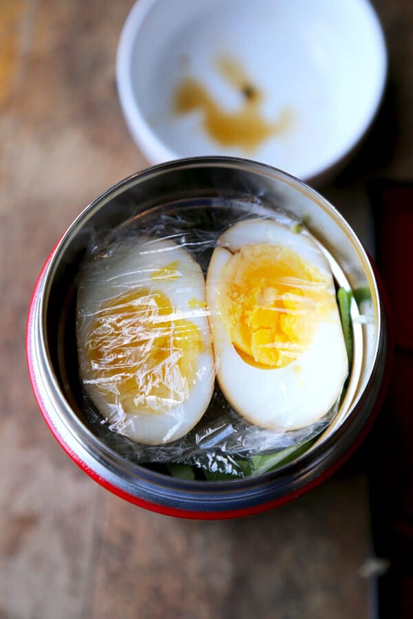 https://pickledplum.com/wp-content/uploads/2014/11/eggs-ramen-cup.jpg