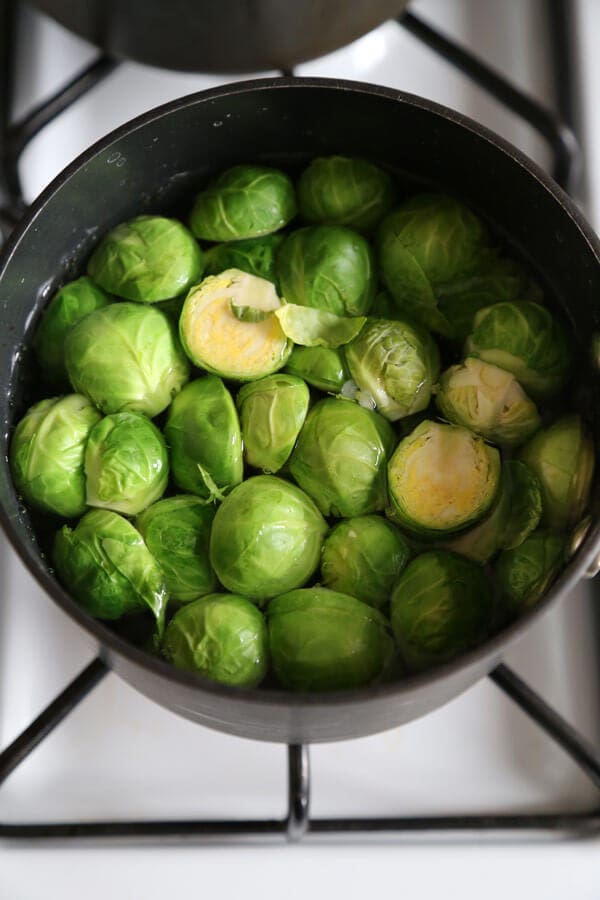 brussel-sprouts-boiling