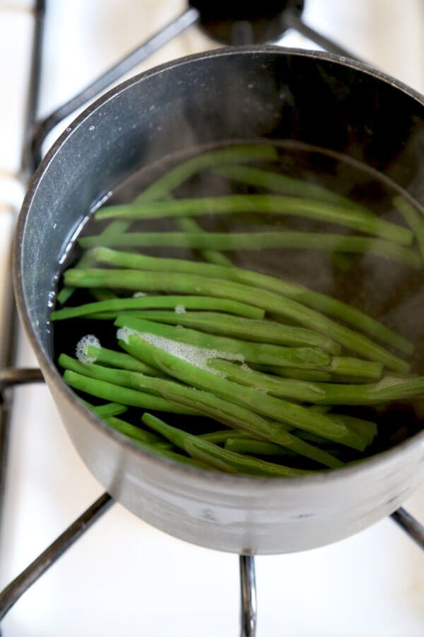 green-beans-boiling