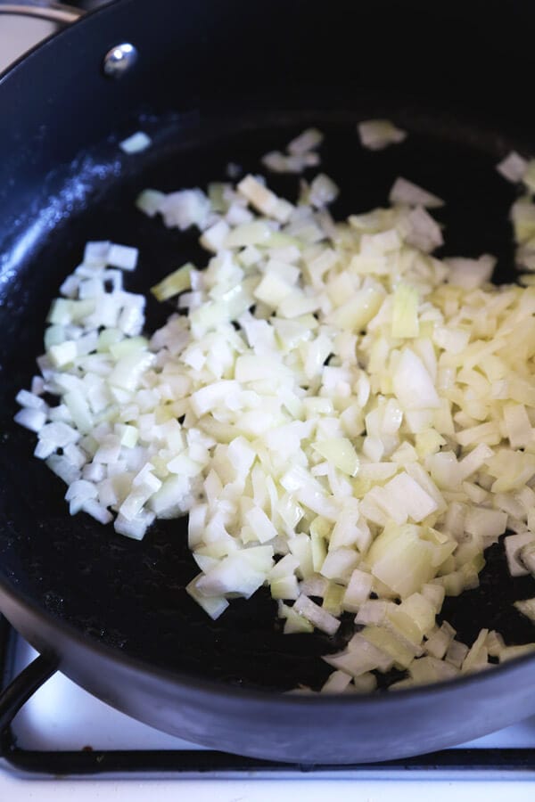 chopped-onions