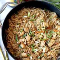 What Is Bihon Noodles Made Of?