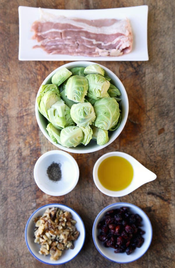 oven-roasted-brussels-sprouts-ingredients