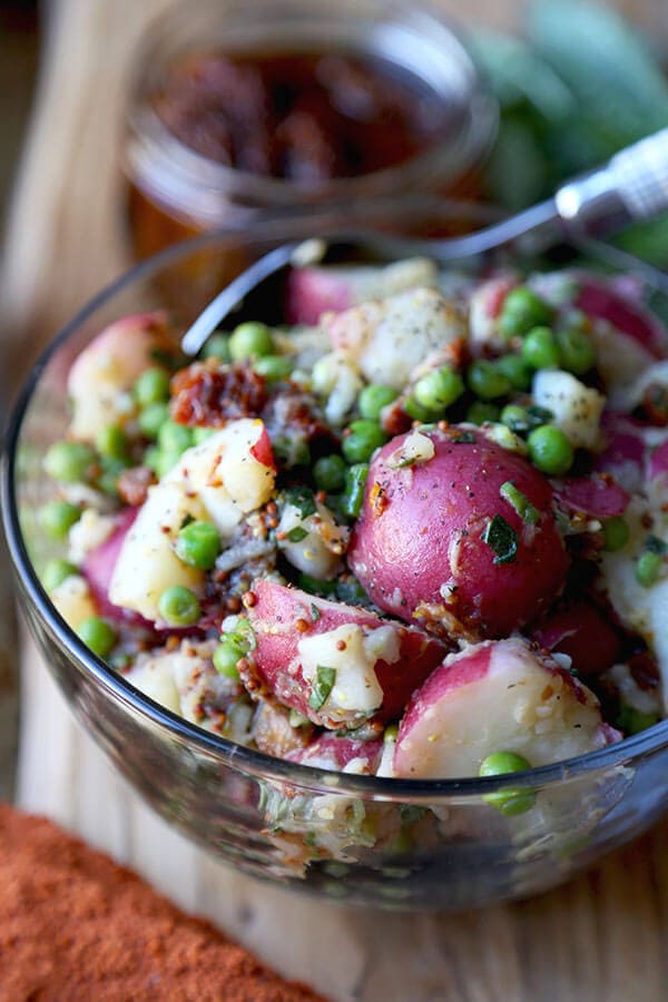 Super bowl party healthy-red-potato-salad