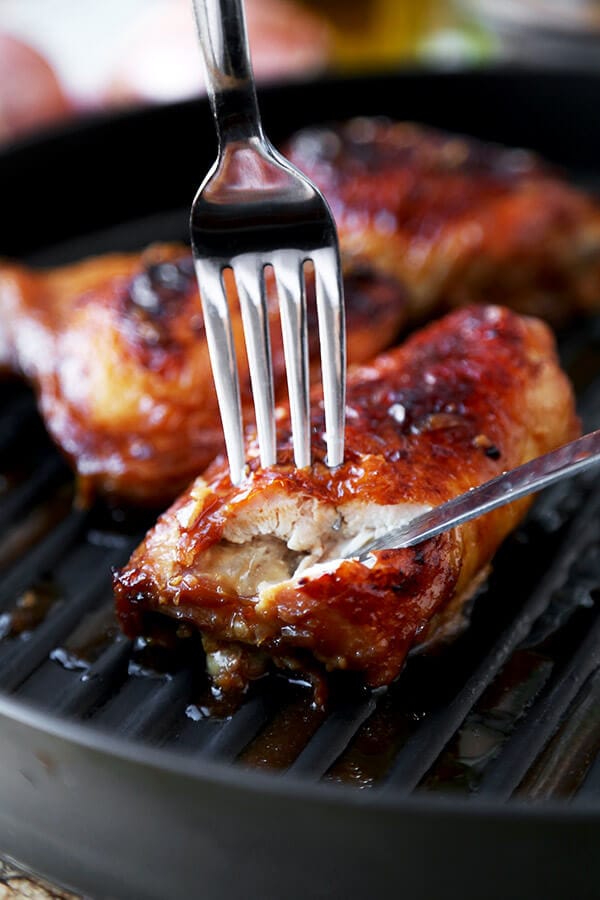 Baked Chicken Thighs with Soy Marinade - Moist and tender baked chicken thighs with a simple soy and honey marinade - less than 10 minutes to prep and simply delicious! Easy, chicken, recipe | pickledplum.com