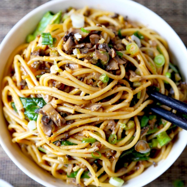 vegan dan dan noodles