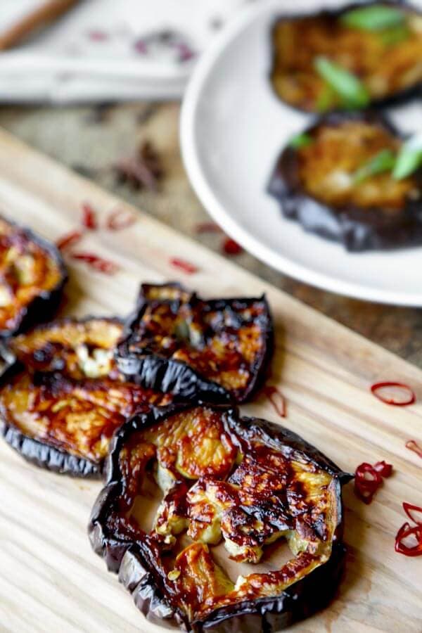 Char Siu Style Eggplant - This baked and caramelized Char Siu Style Roasted Eggplant Recipe has the deep sweet and savory flavors of Chinese roasted pork, but just happens to be super healthy! Recipe, vegetarian, Chinese, healthy, main, side | pickledplum.com