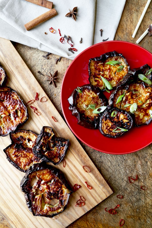 Char Siu Style Eggplant - This baked and caramelized Char Siu Style Roasted Eggplant Recipe has the deep sweet and savory flavors of Chinese roasted pork, but just happens to be super healthy! Recipe, vegetarian, Chinese, healthy, main, side | pickledplum.com