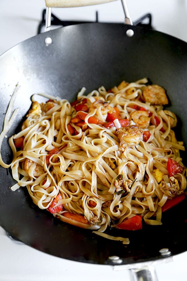 Rice noodles stir fry