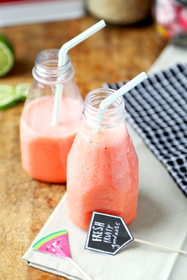 Watermelon Smoothie - This watermelon smoothie is the perfect drink to cool you down! Sweet, tart and refreshing, it's the yummiest drink you'll have this summer! Ready in 5 minutes. Recipe, drinks, healthy, gluten free, shake, smoothie, fruit juice | pickledplum.com