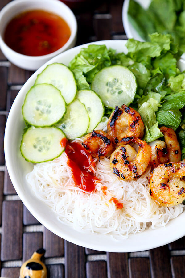 Shrimp Bun Cha - A fresh, light Vietnamese noodle dish with caramelized shrimp, fragrant herbs and nuoc cham dipping sauce. This Shrimp Bun Cha Recipe is ready in 25 minutes! Recipe, Vietnamese, noodles, dinner, main, seafood, healthy | pickledplum.com