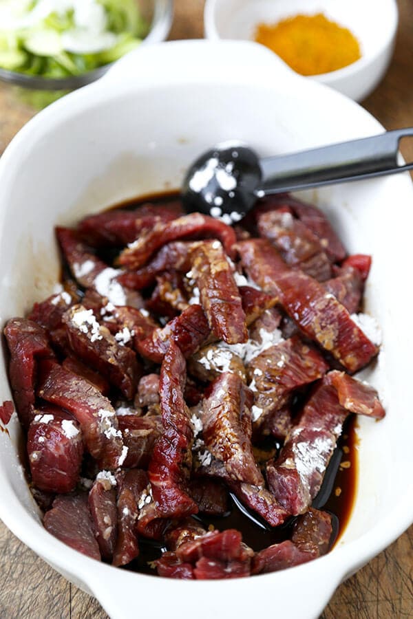 sliced-beef-in-marinade