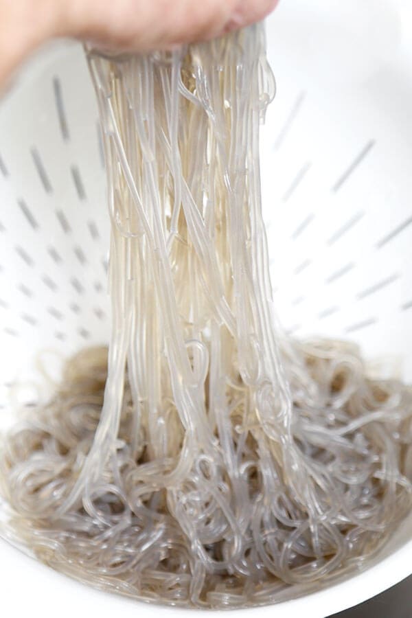 Japchae Recipe (Korean Glass Noodles) - Pickled Plum Food 