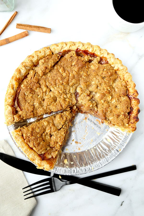 Dutch Apple Pie Recipe - This is an easy homemade recipe for Dutch apple pie with a crumble topping made with oats, brown sugar, butter and olive oil. So good! #applepie #appledessert #pierecipe #dessert | pickledplum.com