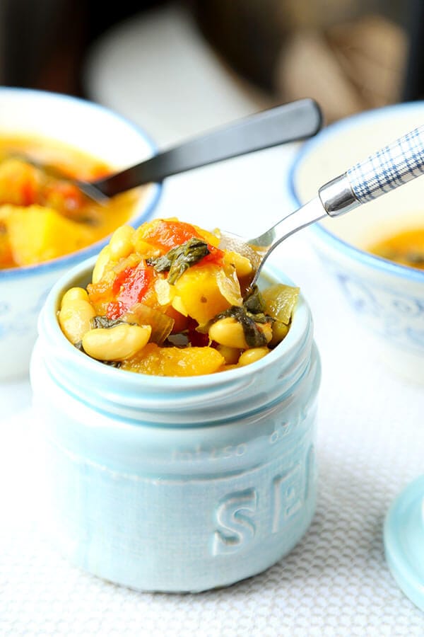 Slow Cooker Vegetable Soup - Food Dolls