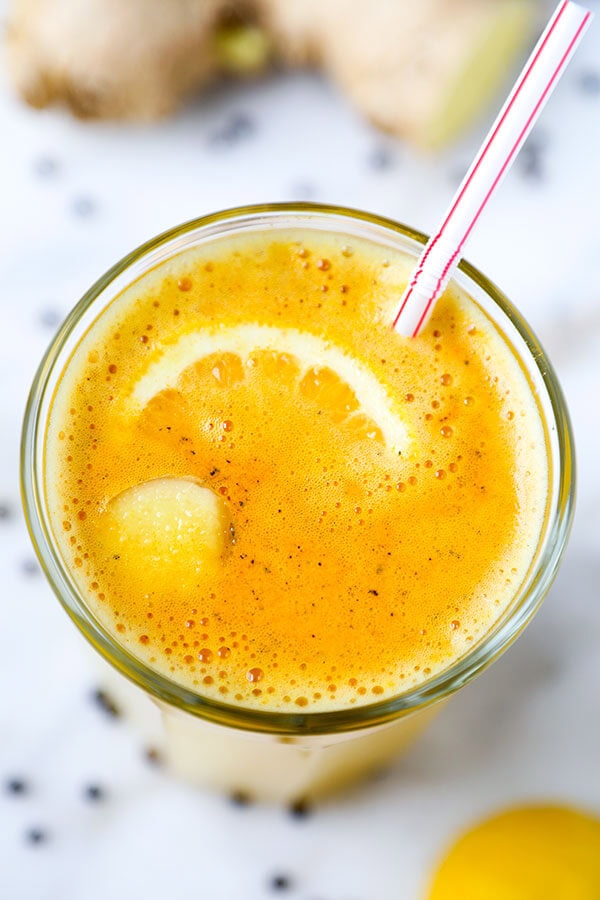 Morning Wellness Tonic - Add a little zing to your morning with this spicy, cleansing and invigorating wellness tonic! Recipe, drink, healthy, turmeric, ginger, breakfast | pickledplum.com