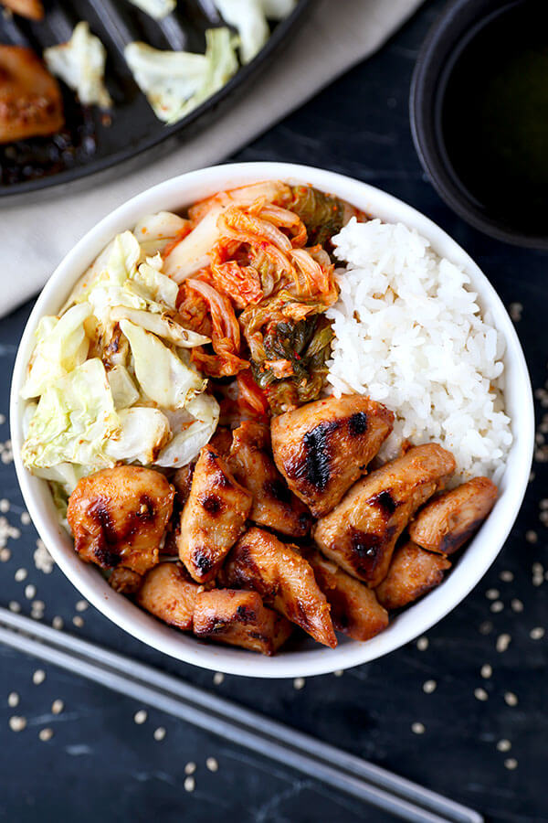 Chicken Bulgogi With Cabbage - Bring authentic Korean barbecue flavors to your home with this easy and very delicious chicken bulgogi with cabbage recipe! Recipe, Korean, barbecue, main, chicken | pickledplum.com