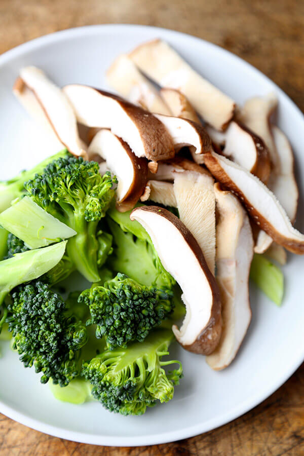 broccoli-and-mushrooms