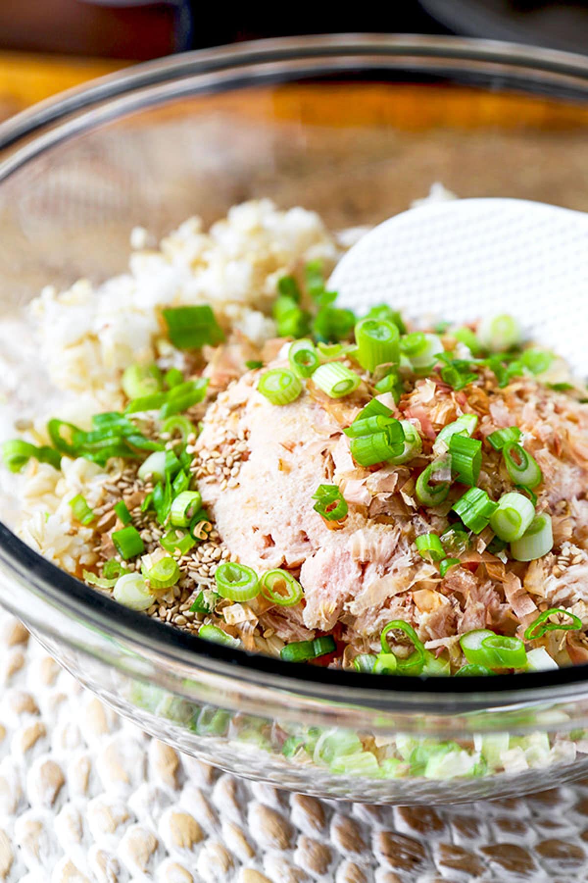 tuna, scallions and rice