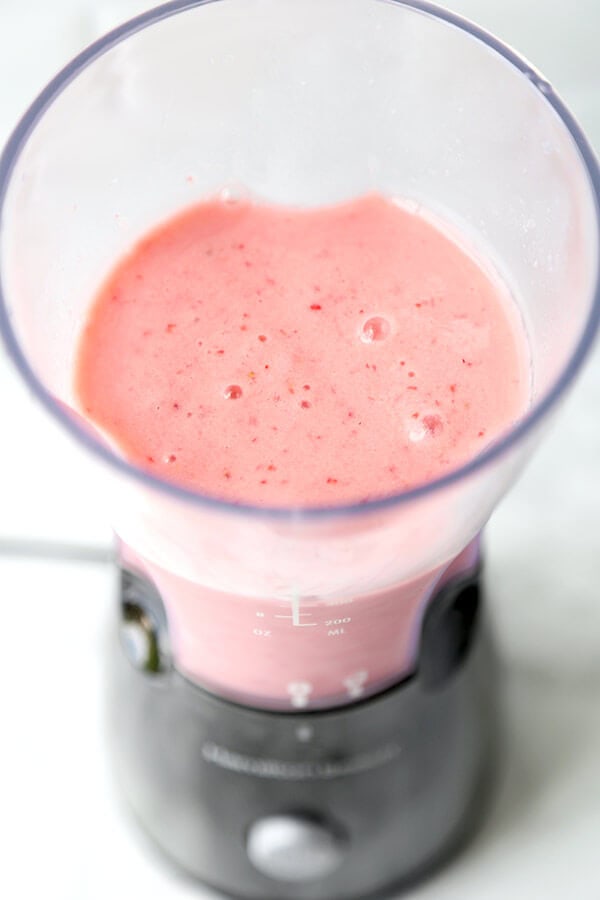 strawberry-banana-smoothie-blended2