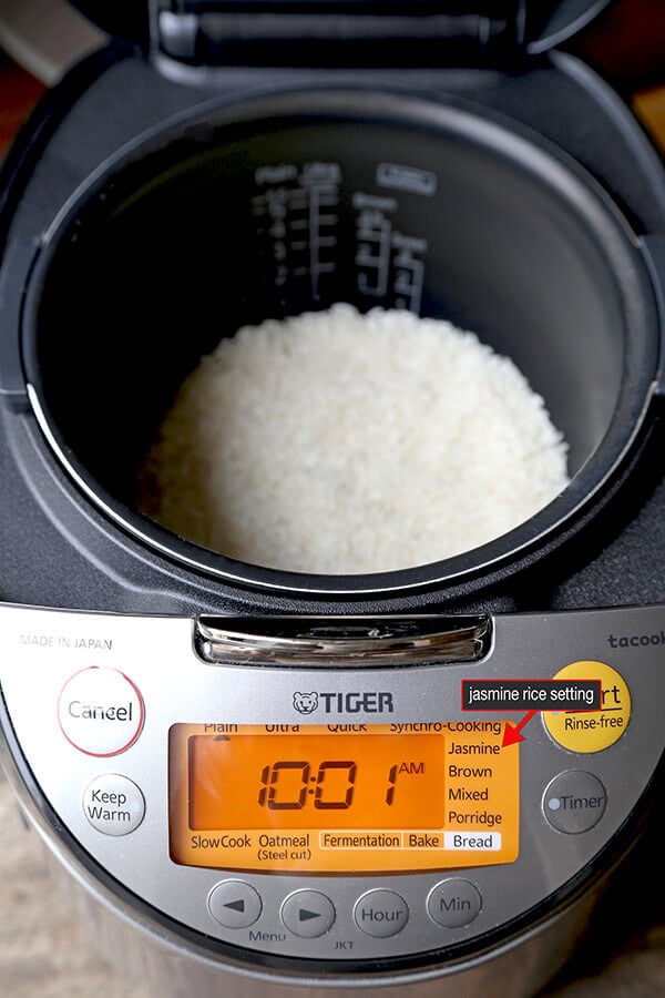 How to cook rice in a rice cooker