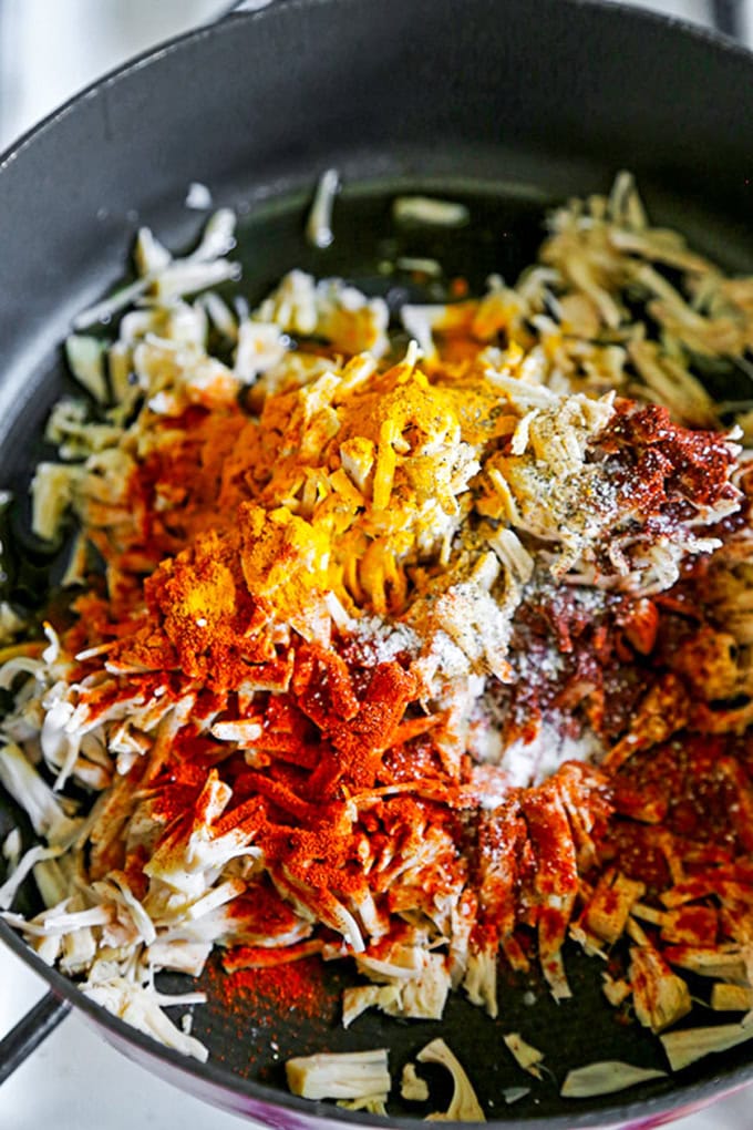 shredded jackfruit with spices