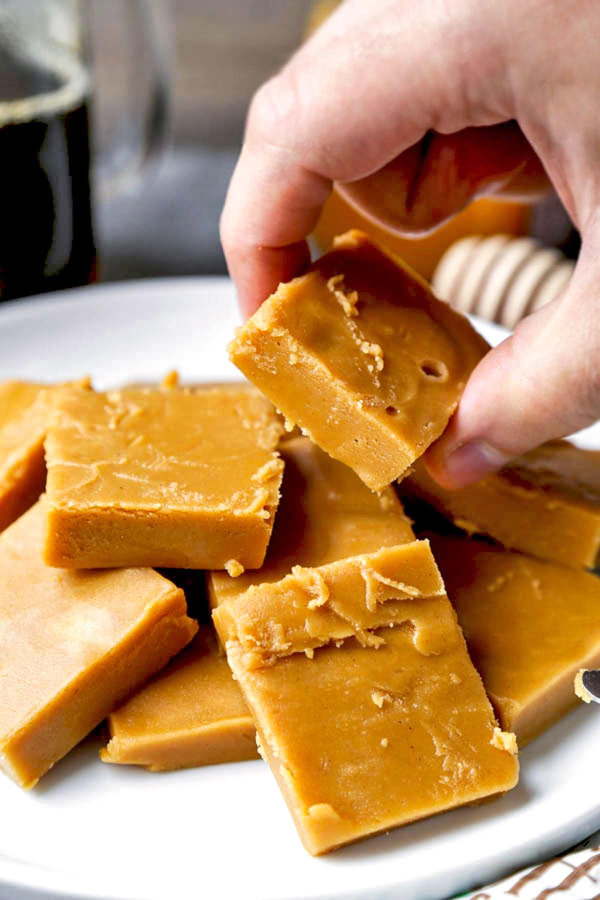 Peanut butter honey fudge