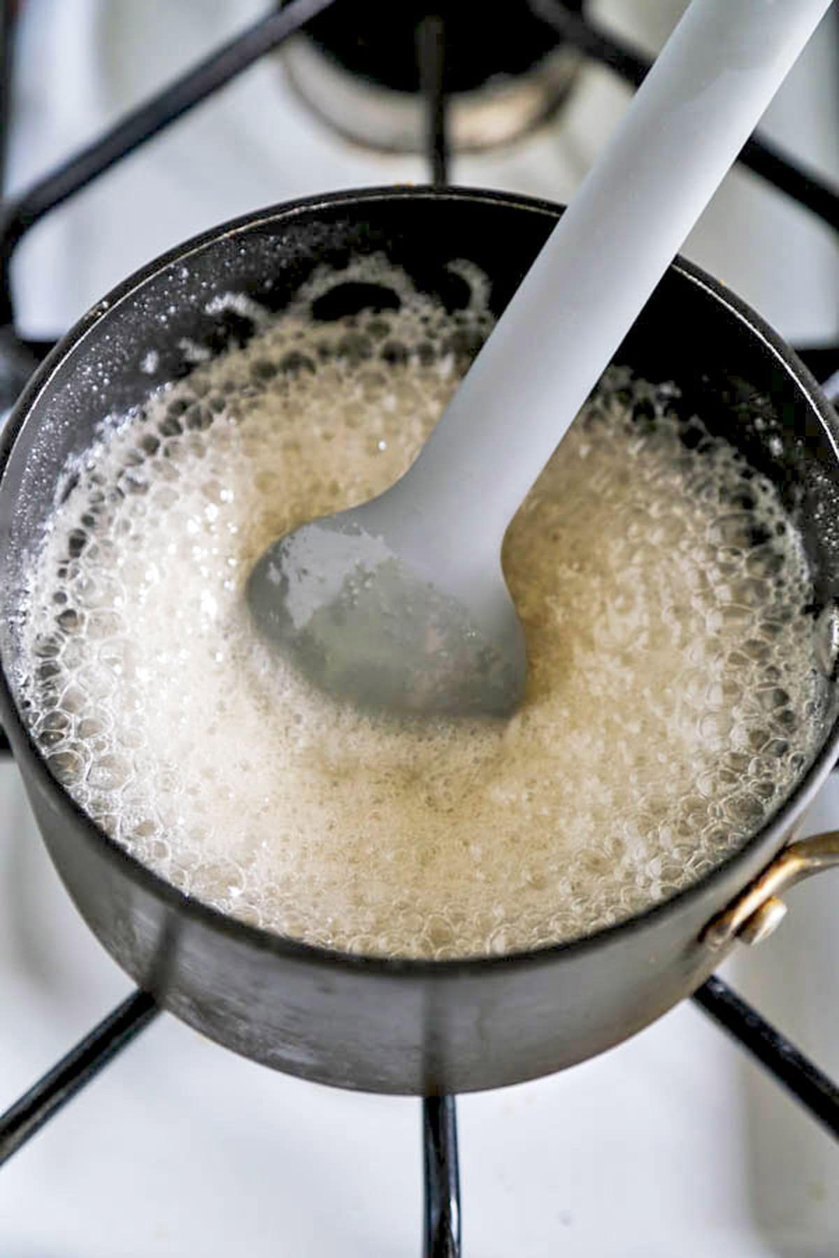 melted sugar boiling